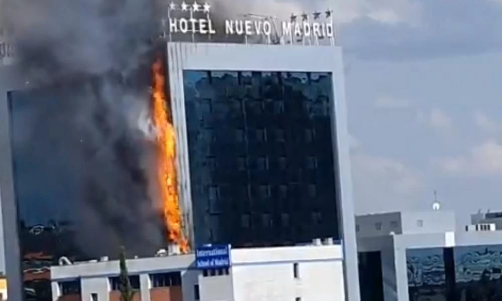 Μεγάλη φωτιά σε ξενοδοχείο στη Μαδρίτη - Σοκαριστικές εικόνες